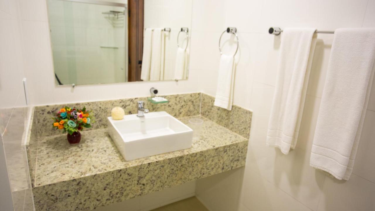 Hotel Monte Pascoal 4*